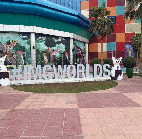 IMG Worlds of Adventure